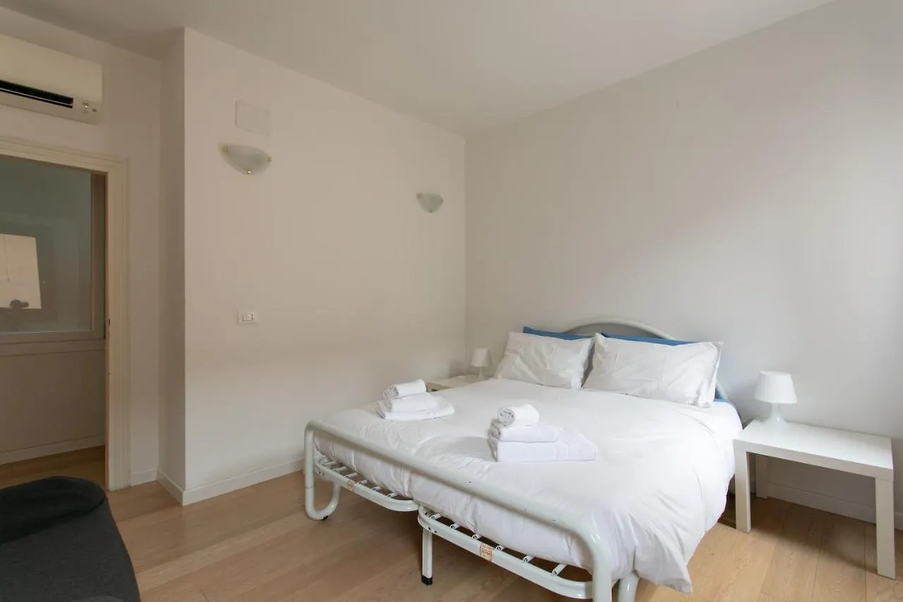 Venice Lance With Lift, 2 Minutes Walk From The Train Station Italien